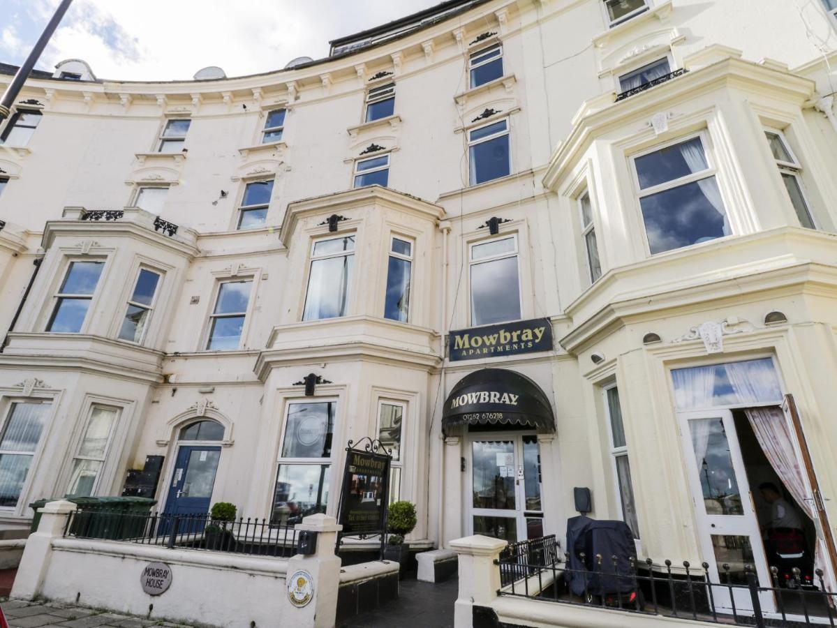 Mowbray 7 Apartment Bridlington Exterior photo